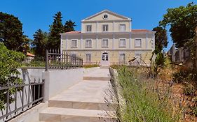 Captain' S Villa Boutique Hotel